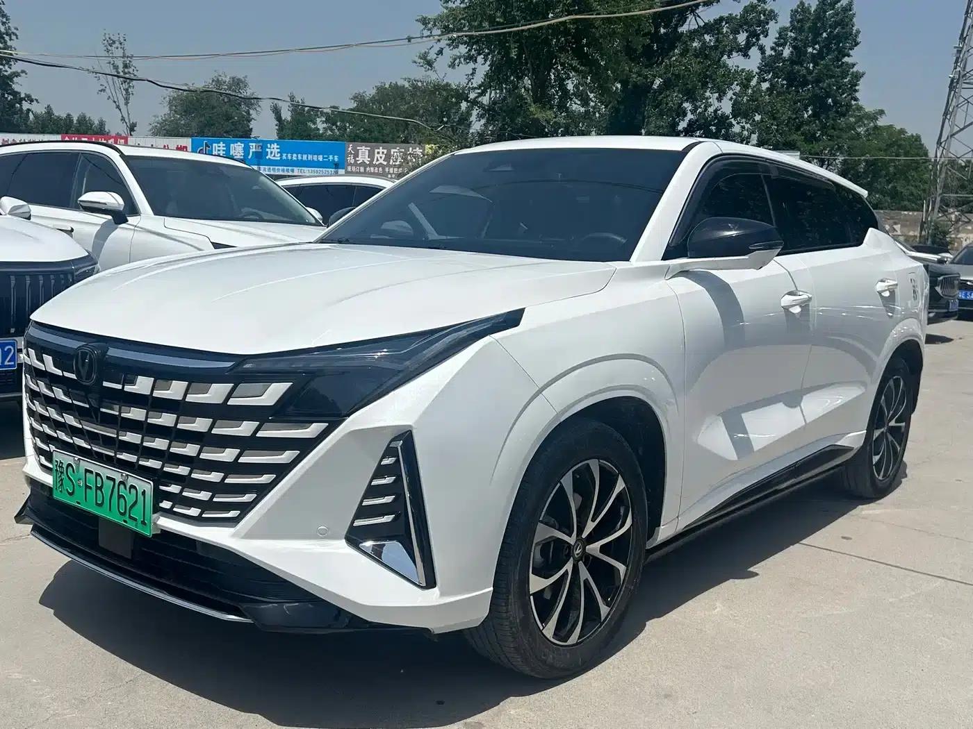 Changan UNI-Z New Energy 2024 Blue Whale Smart Electric iDD 125km Superior Edition — миниатюра 1