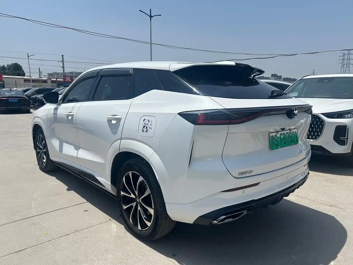 Changan UNI-Z New Energy 2024 Blue Whale Smart Electric iDD 125km Superior Edition — миниатюра 7