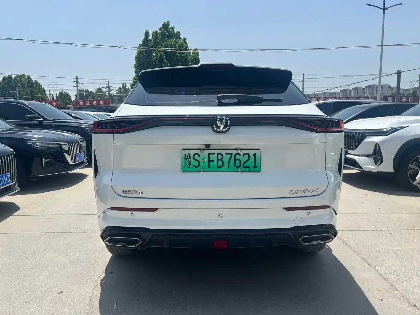 Changan UNI-Z New Energy 2024 Blue Whale Smart Electric iDD 125km Superior Edition — миниатюра 8