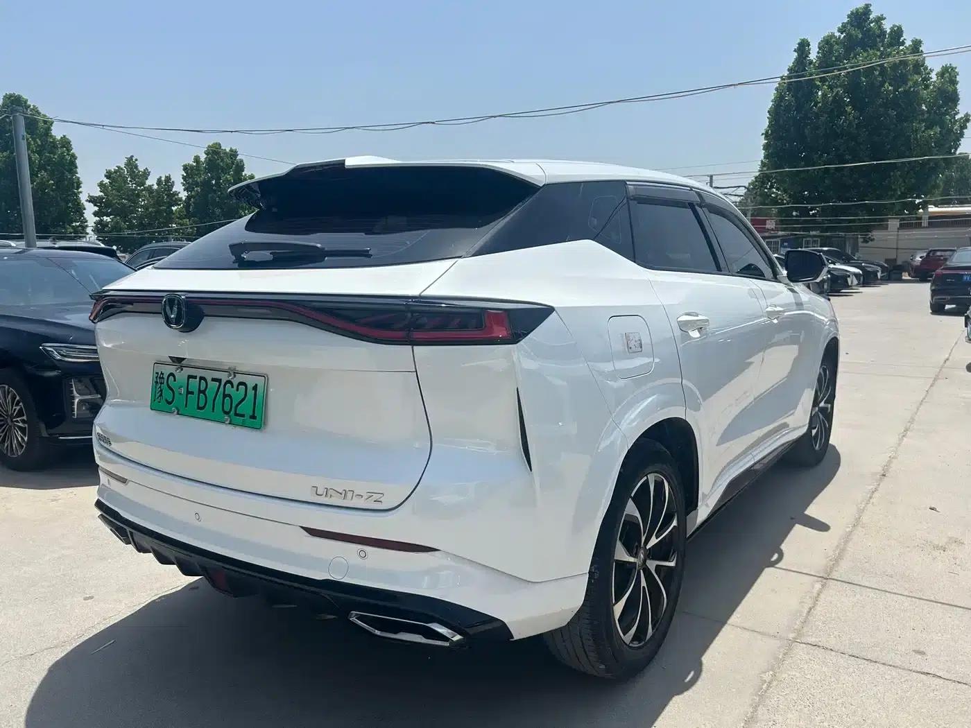 Changan UNI-Z New Energy 2024 Blue Whale Smart Electric iDD 125km Superior Edition — миниатюра 9
