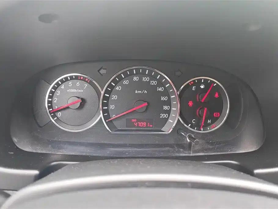 Yuexiang V3 2015 1.4L Manual Comfort Edition (National V Emission Standard) — миниатюра 14