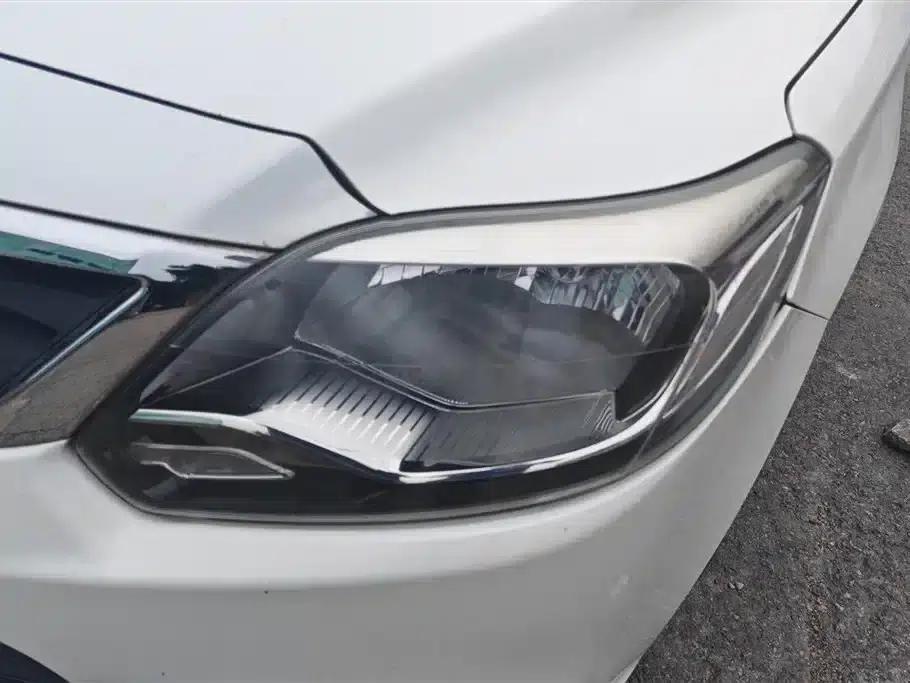 Yuexiang V3 2015 1.4L Manual Comfort Edition (National V Emission Standard) — миниатюра 5