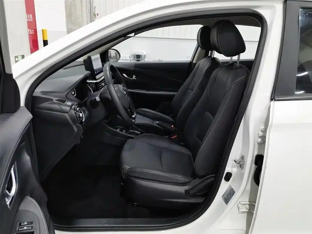 Yuexiang 2019 1.5L DCT Comfort Model (National VI Emission Standard) — миниатюра 10