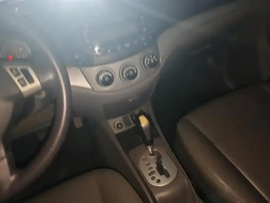 Yuexiang 2009 Sedan 1.5L Automatic Premium — миниатюра 13
