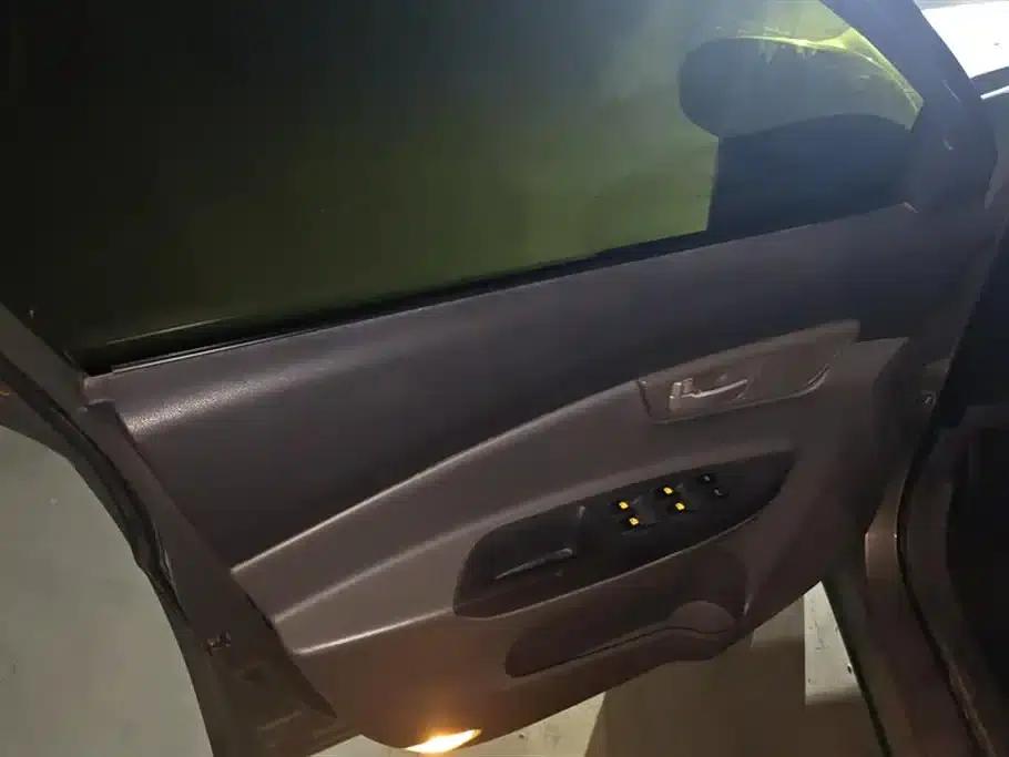 Yuexiang 2009 Sedan 1.5L Automatic Premium — миниатюра 7