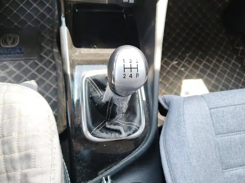 Yuexiang 2018 1.4L Manual Comfort Model (National V Emission Standard) — миниатюра 7