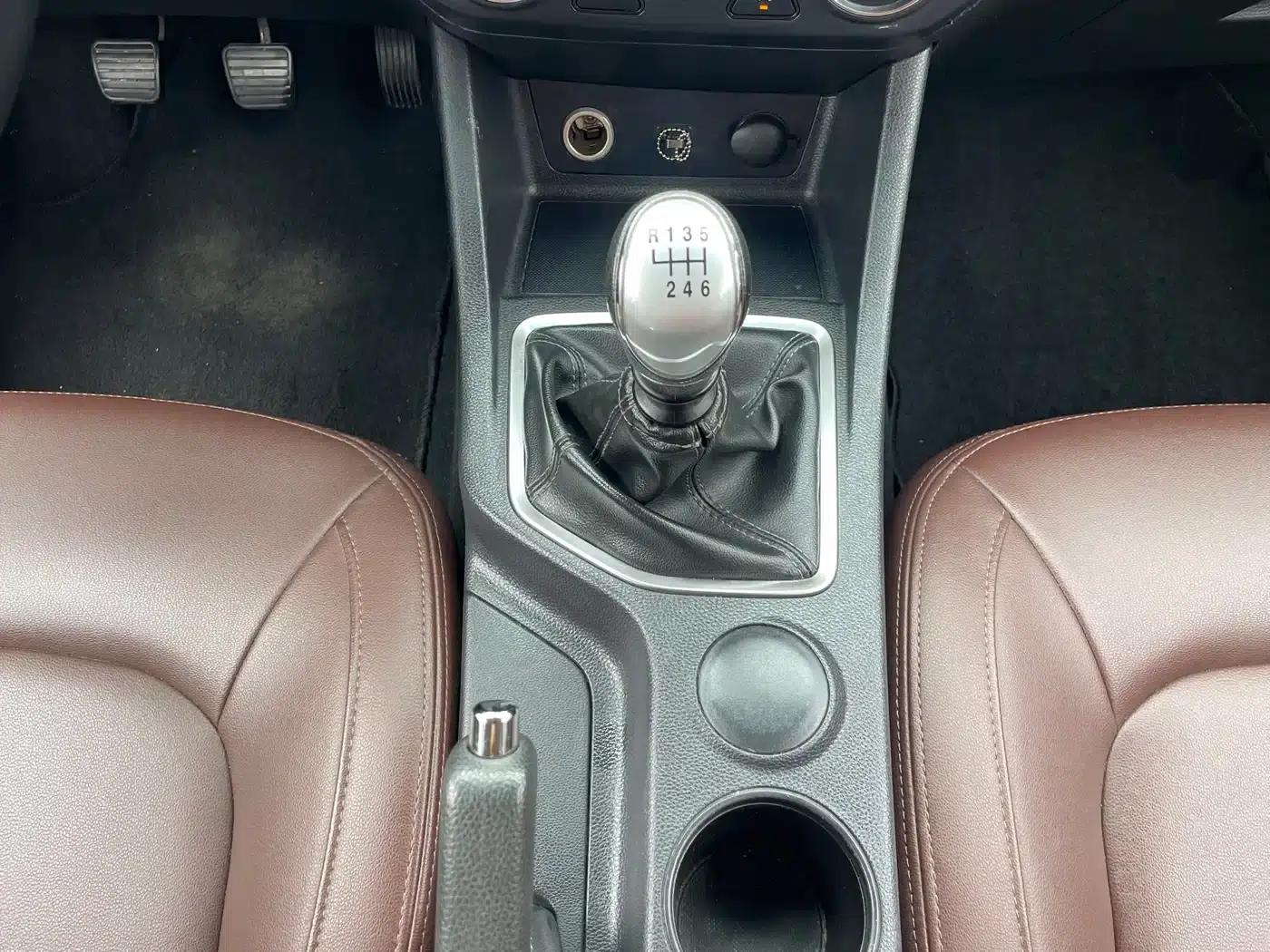 Wingle 7 2019 2.0T Diesel 2WD Elite Model (National VI Emission Standard) with Double Lanes GW4D20M — миниатюра 14