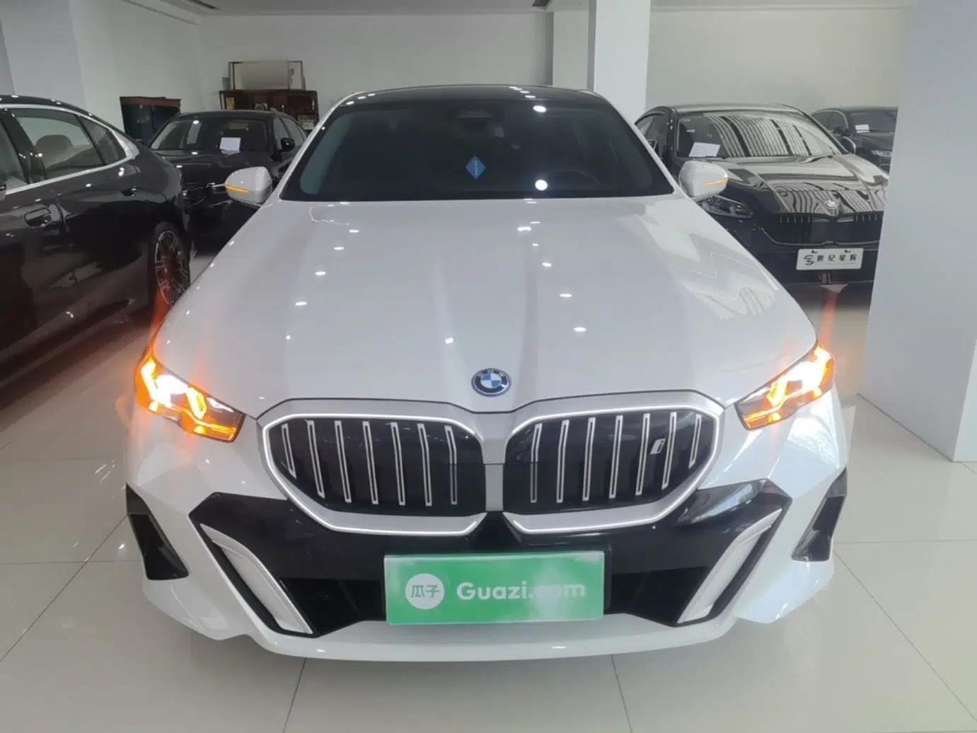 BMW i5 2025 eDrive 40L M Sport Package — миниатюра 2