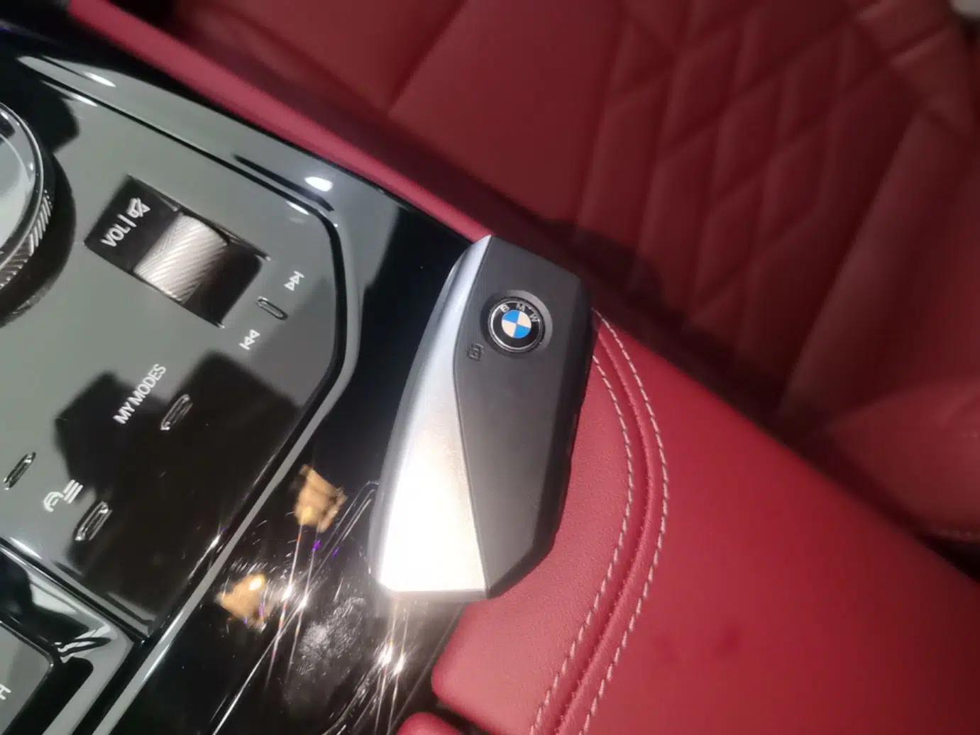 BMW i5 2025 eDrive 40L M Sport Package — миниатюра 12