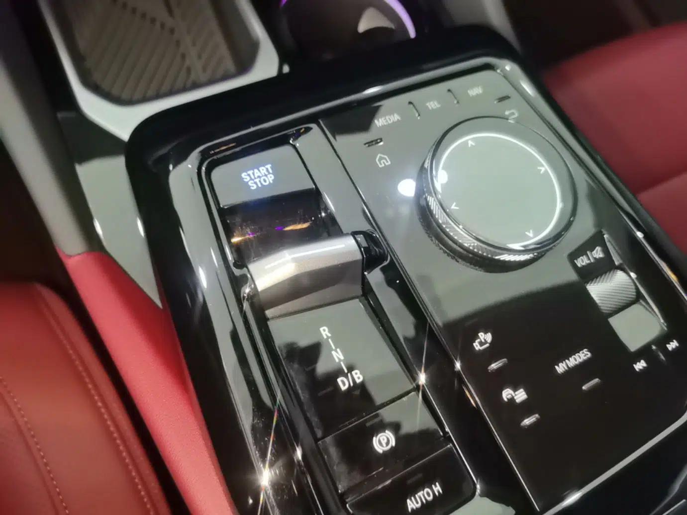 BMW i5 2025 eDrive 40L M Sport Package — миниатюра 17