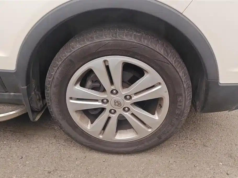 Changan Oushang CX70 2016 1.6L Manual Deluxe Edition — миниатюра 6