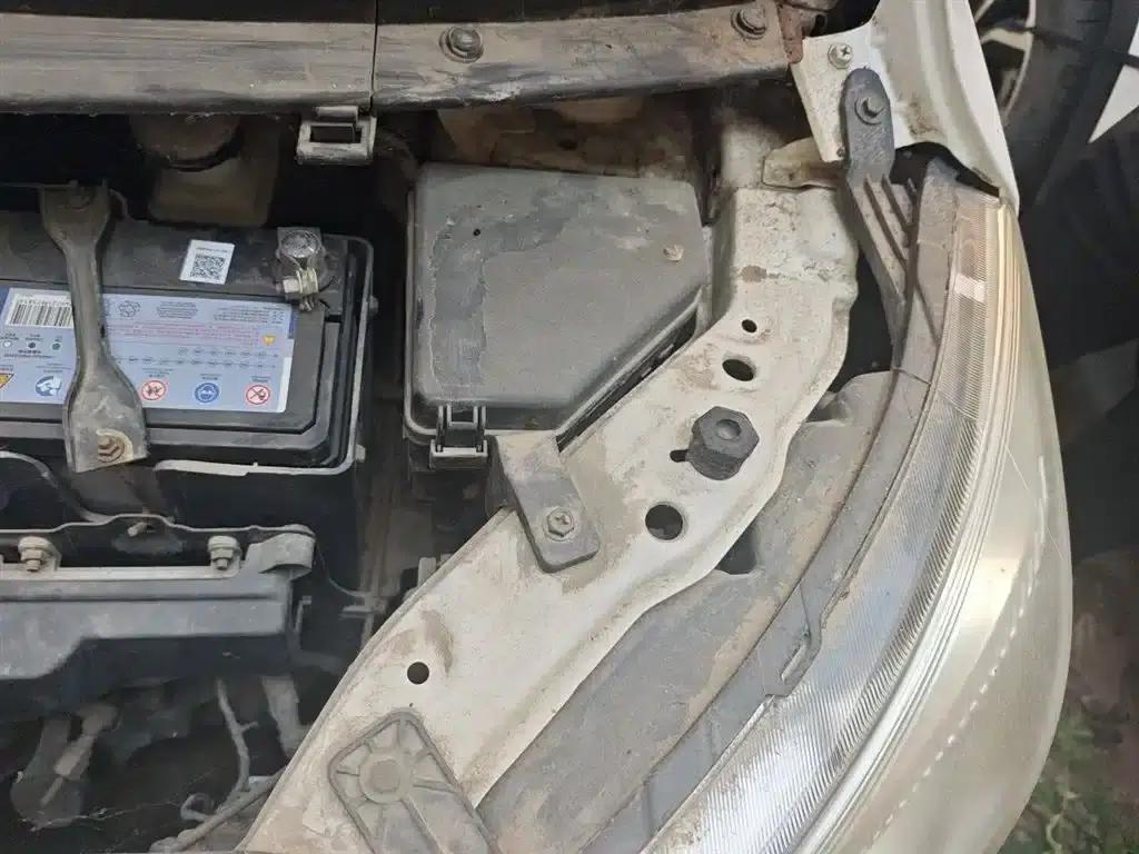 Oulive 2013 1.2L Manual Elite — миниатюра 24