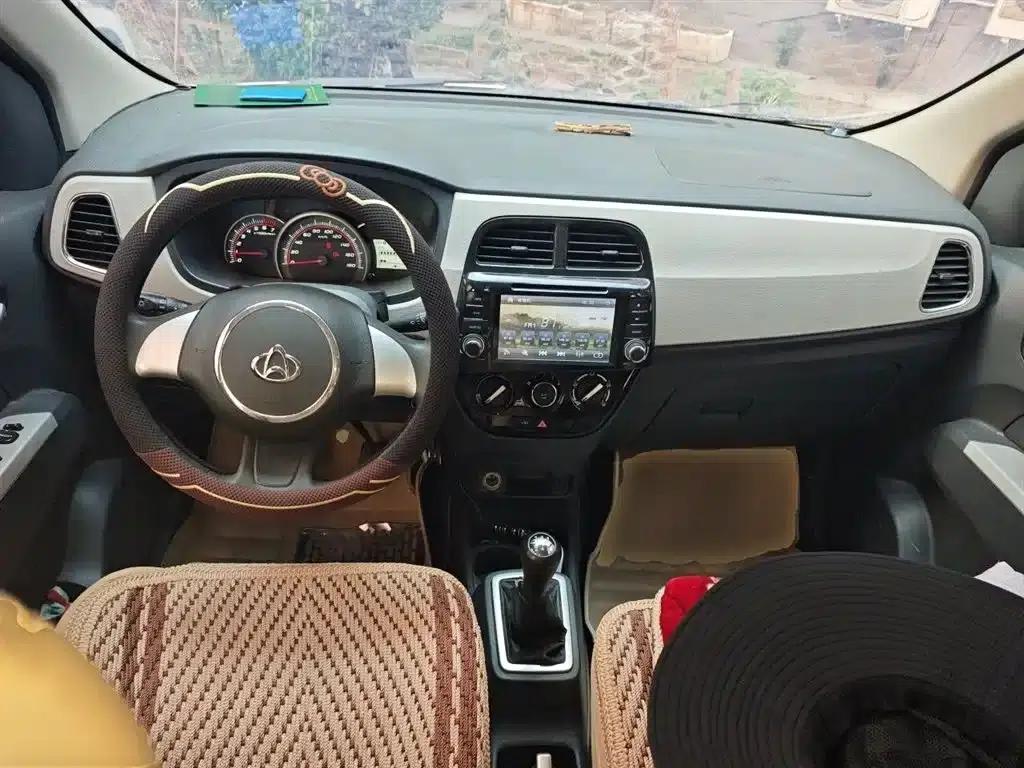 Oulive 2013 1.2L Manual Elite — миниатюра 6