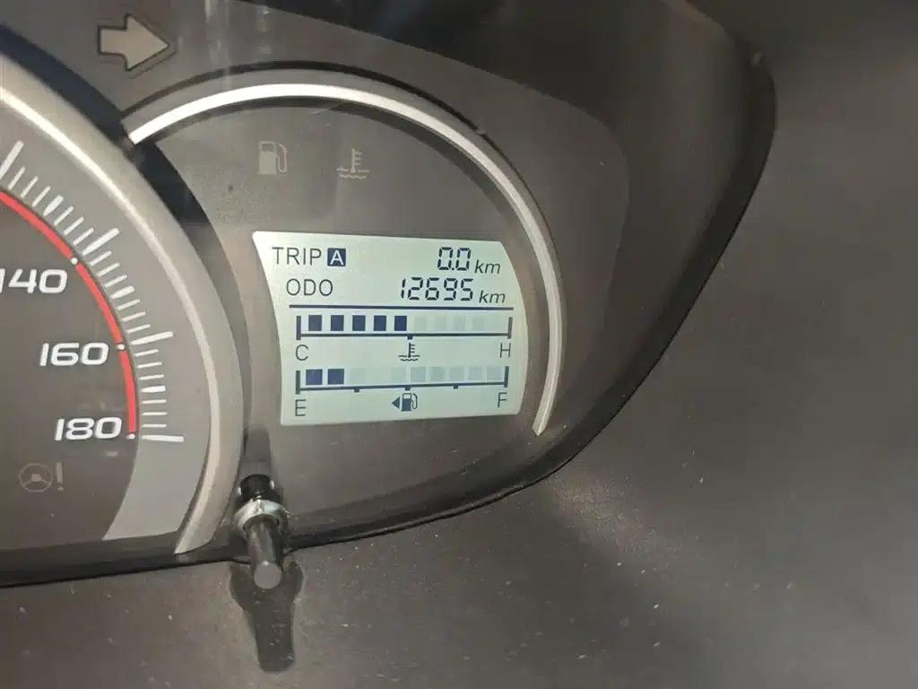 Oulive 2013 1.2L Manual Elite — миниатюра 9
