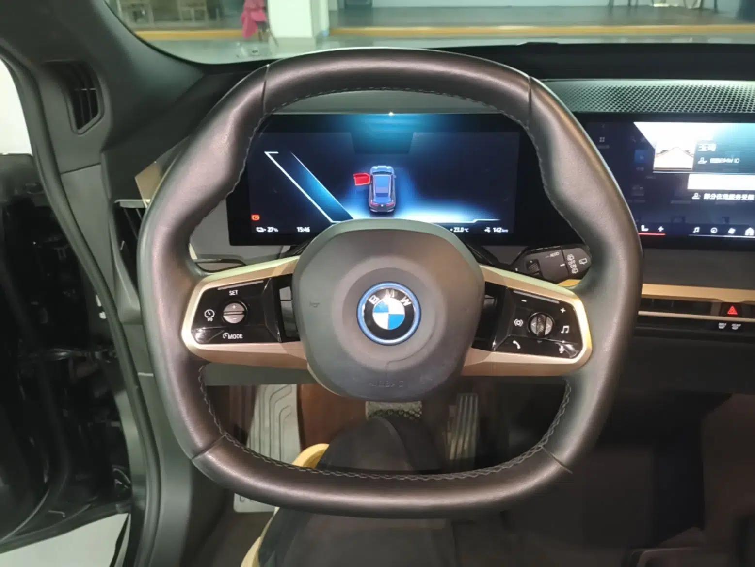 BMW iX 2023 Updated xDrive40 — миниатюра 14