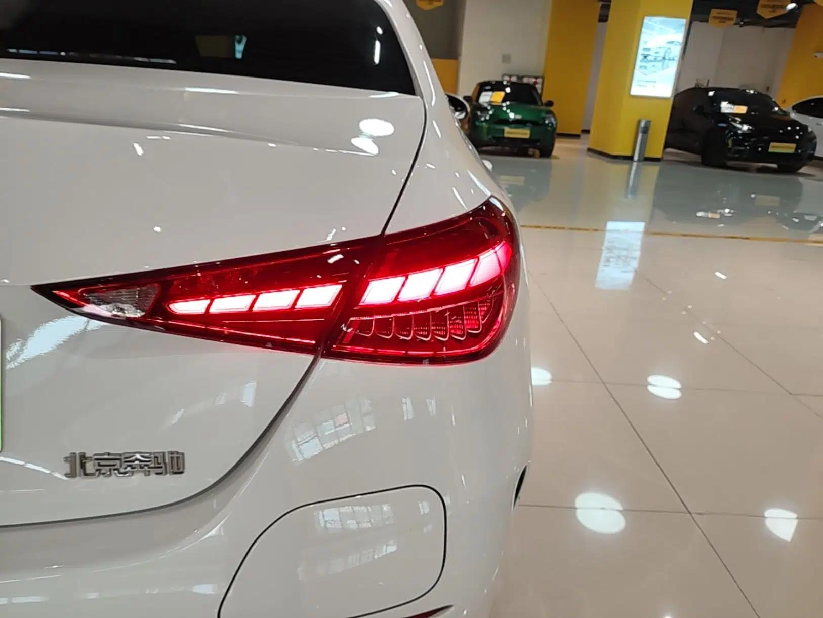 Mercedes-Benz C-Class New Energy 2025 C 350 eL — миниатюра 7