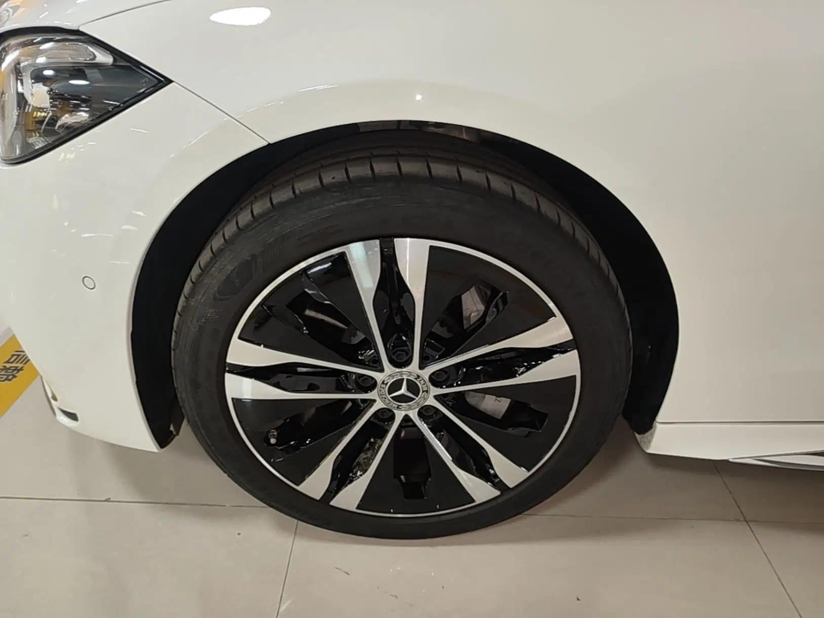 Mercedes-Benz C-Class New Energy 2025 C 350 eL — миниатюра 8