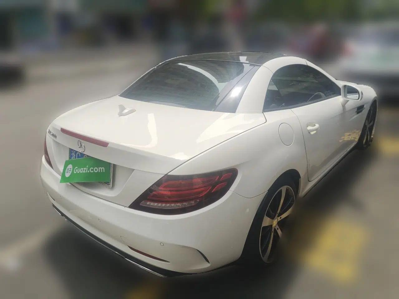 Mercedes-Benz SLC 2016 SLC 200 Fashion Model — миниатюра 6
