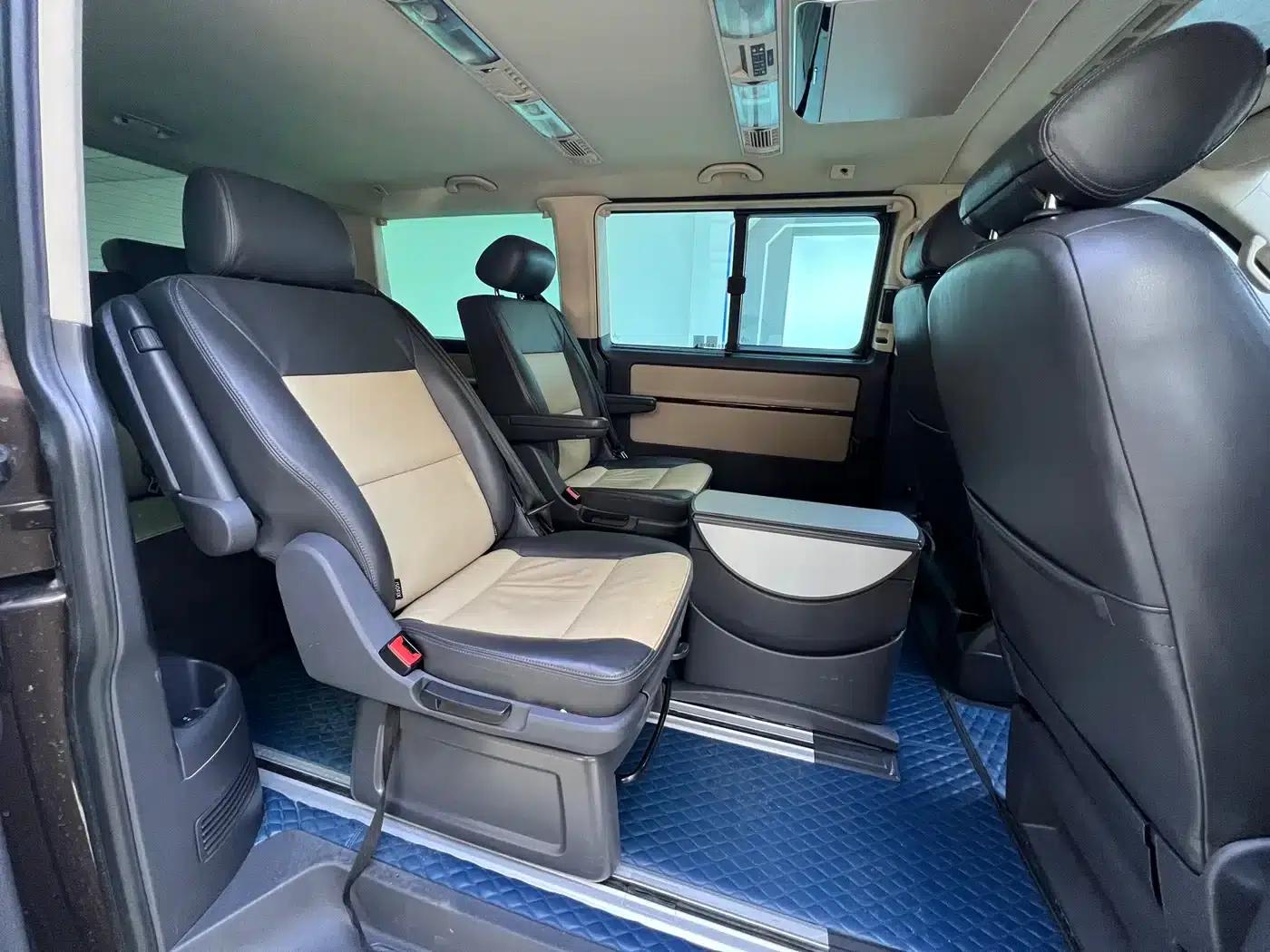 2014 Multivan 2.0TSI AWD Executive Edition — миниатюра 8