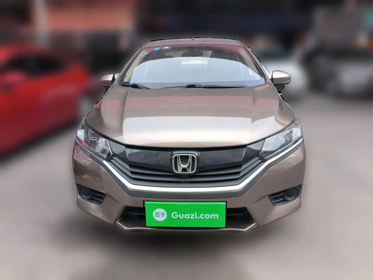 Honda Greiz 2016 1.5L CVT Classic Edition — миниатюра 2