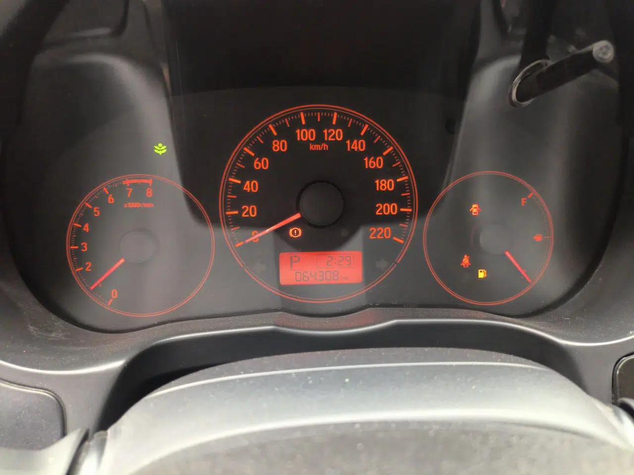 Honda Greiz 2016 1.5L CVT Classic Edition — миниатюра 12