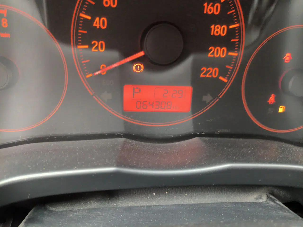 Honda Greiz 2016 1.5L CVT Classic Edition — миниатюра 13