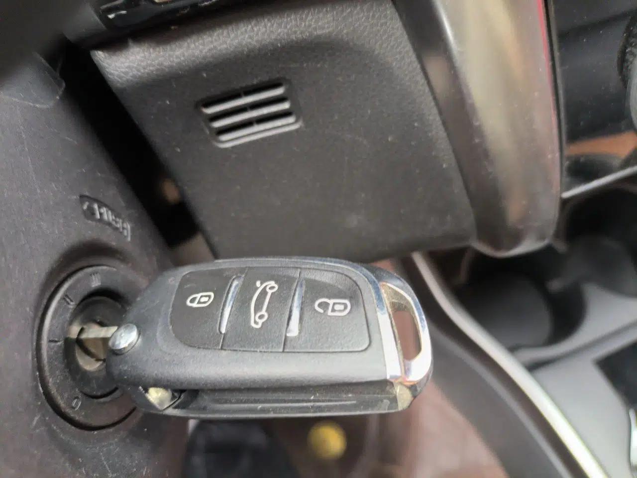 Honda Greiz 2016 1.5L CVT Classic Edition — миниатюра 9