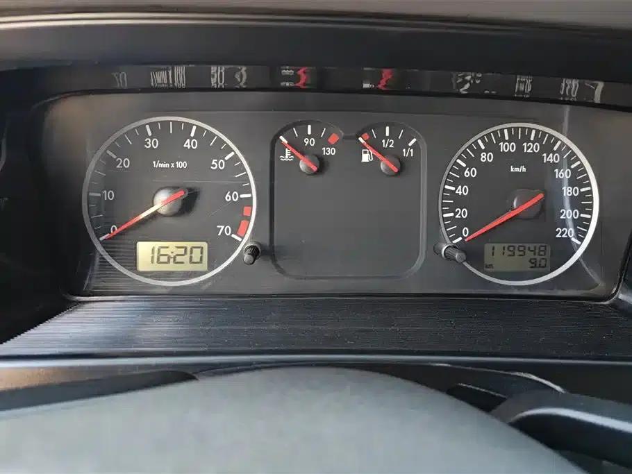 Santana Zhijun 2010 1.6L Manual Comfort Model — миниатюра 14