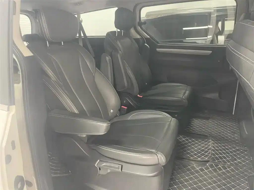 Maxus G20 2023 Facelift ES 2.0T Gasoline Automatic Value Edition — миниатюра 4