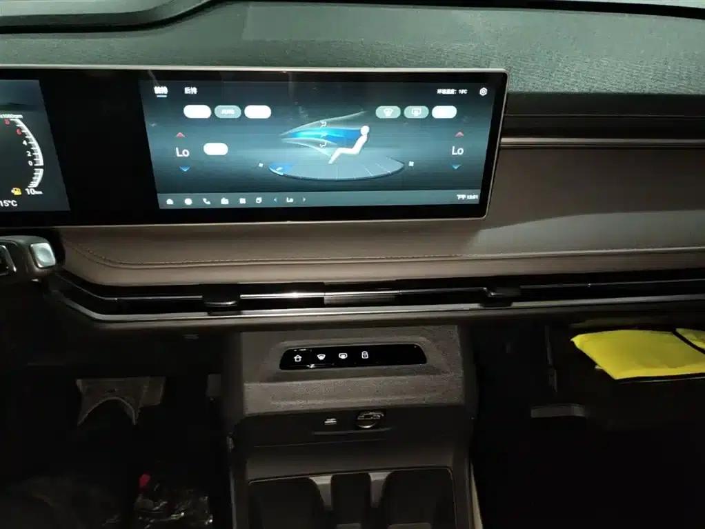 Everyone 7 2024 Facelift Super Hybrid Long Range Enjoy Edition — миниатюра 13