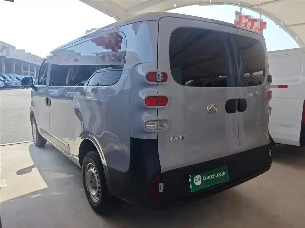 Dana V1 2025 Model V1+ Short Wheelbase Low Roof Multi-functional Version (42kWh) — миниатюра 5