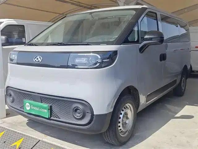 Dana V1 2025 Model V1+ Short Wheelbase Low Roof Multi-functional Version (42kWh)
