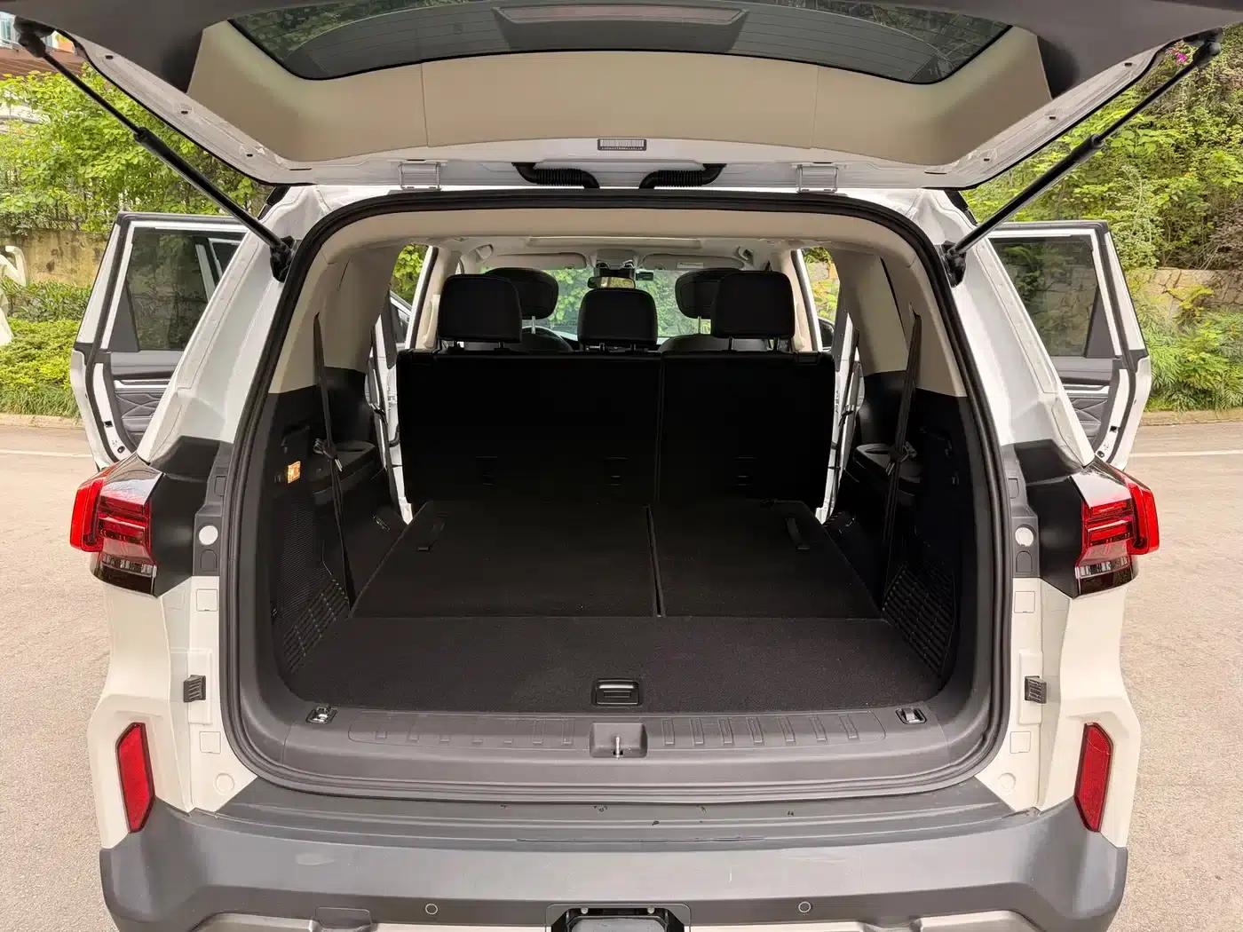 Territory 2023 2.0T Crossover Flagship Edition 7-Seater — миниатюра 15
