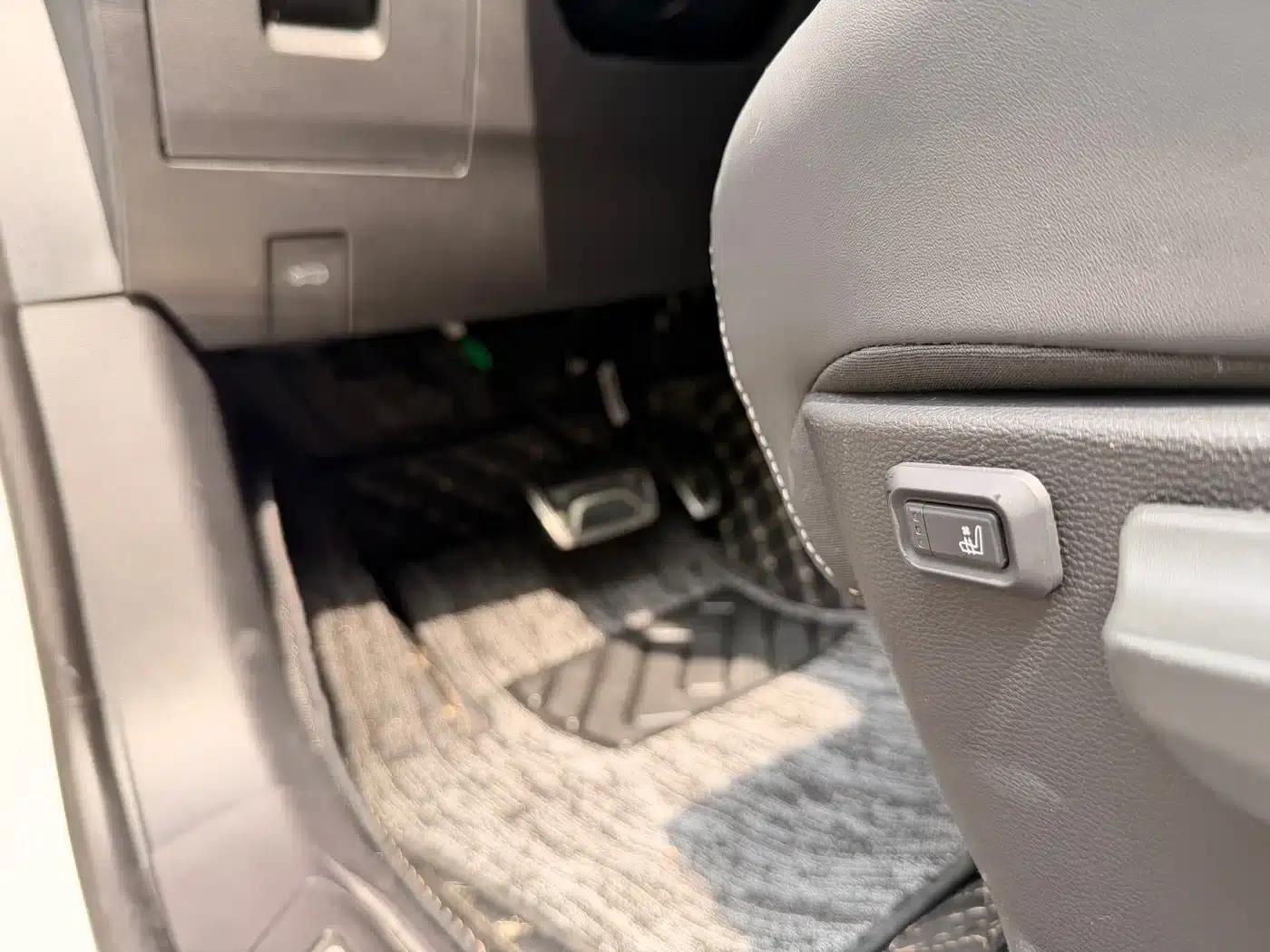 Territory 2023 2.0T Crossover Flagship Edition 7-Seater — миниатюра 17