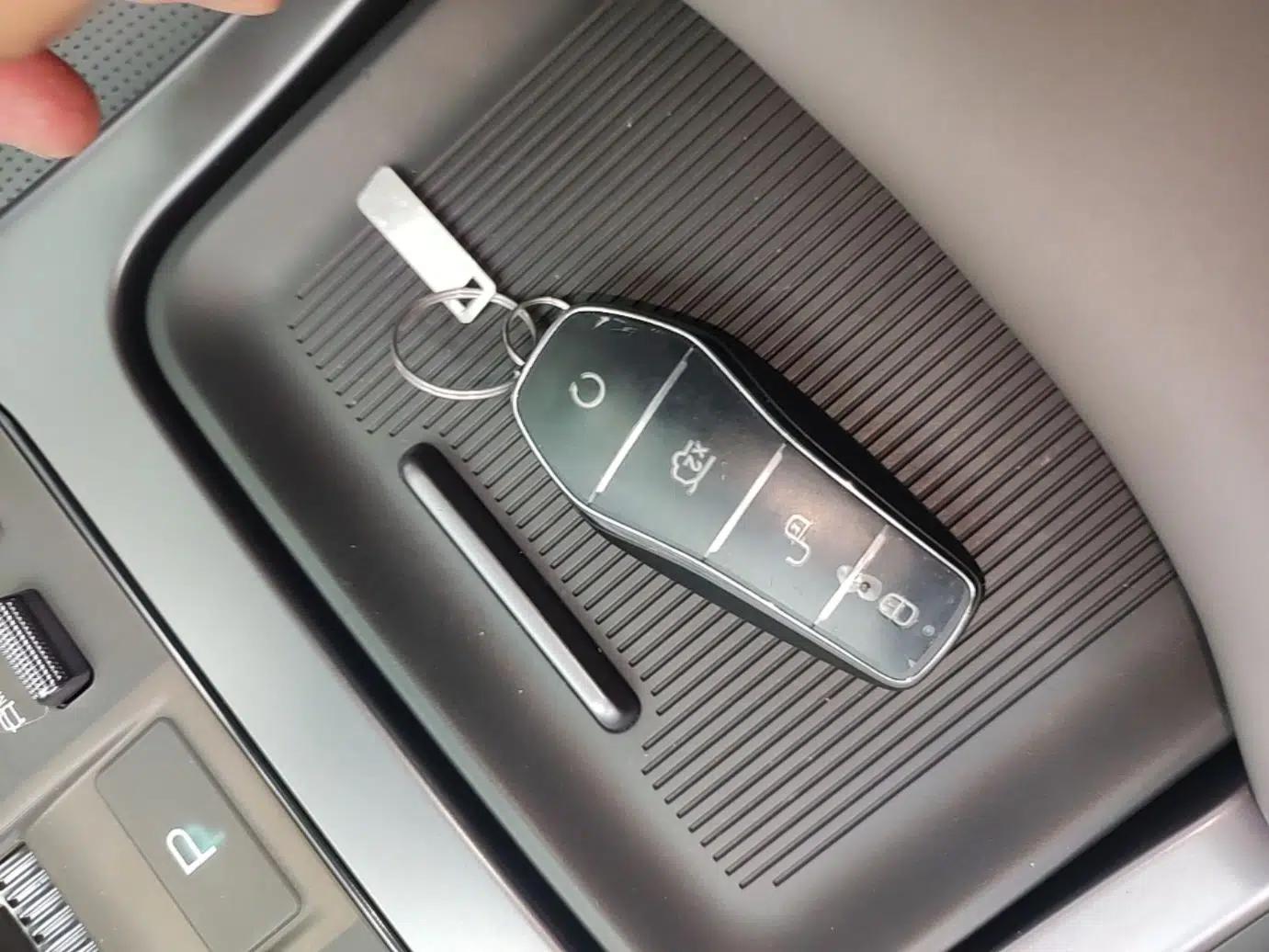 BYD Seal 07 DM-i 2025 DM-i 1.5L 125km Elite Model — миниатюра 12