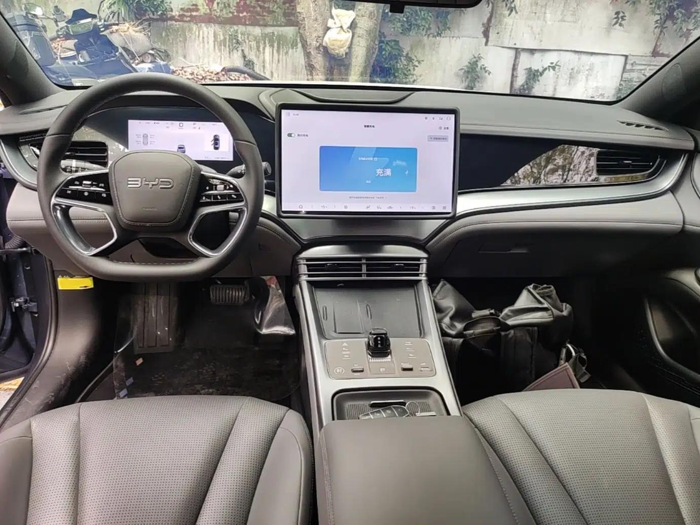 BYD Seal 07 DM-i 2025 DM-i 1.5L 125km Elite Model — миниатюра 13