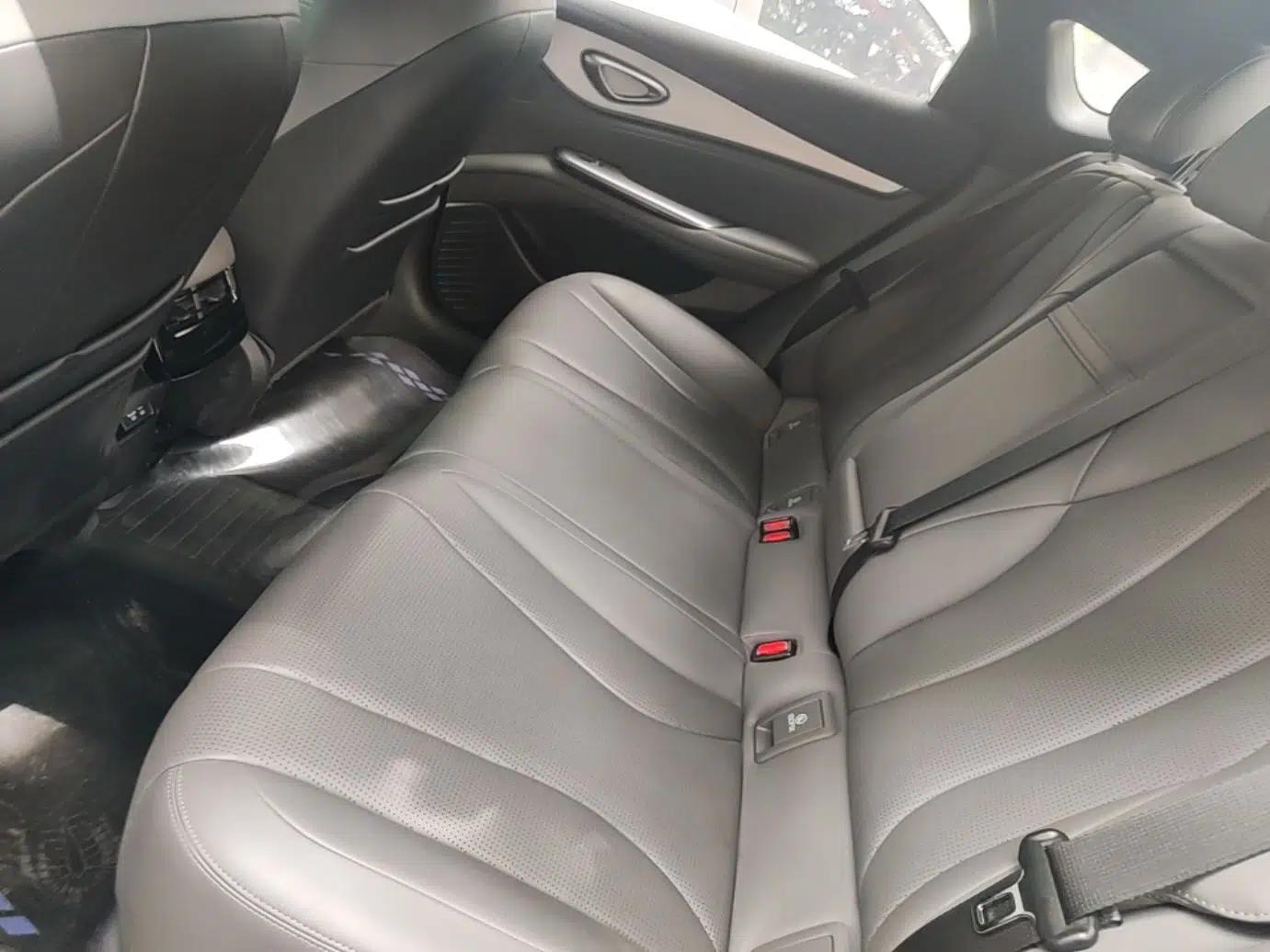 BYD Seal 07 DM-i 2025 DM-i 1.5L 125km Elite Model — миниатюра 20