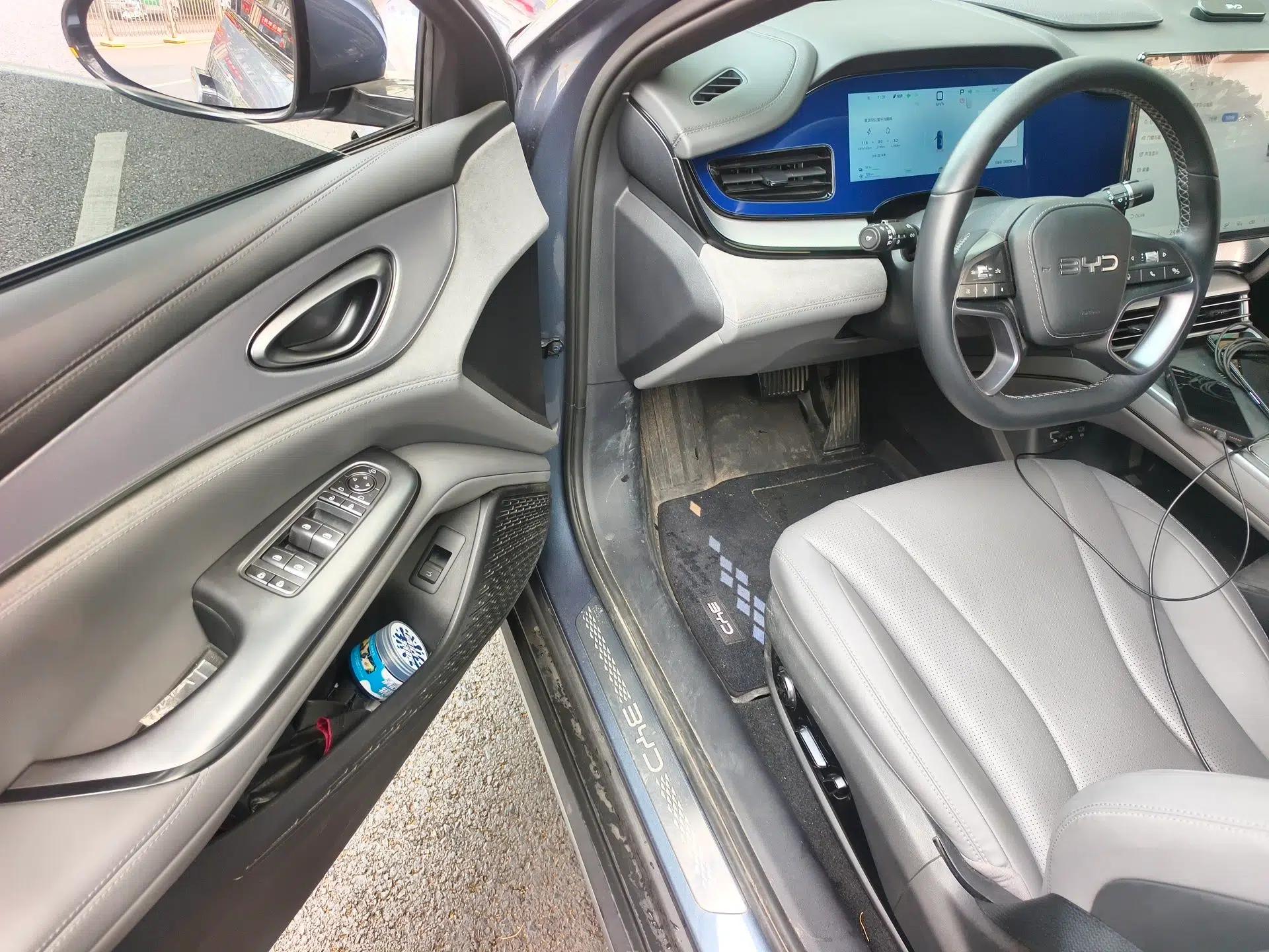 BYD Seal 07 DM-i 2025 Intelligent Driving Version DM-i 1.5L 125 km Luxury Edition — миниатюра 17