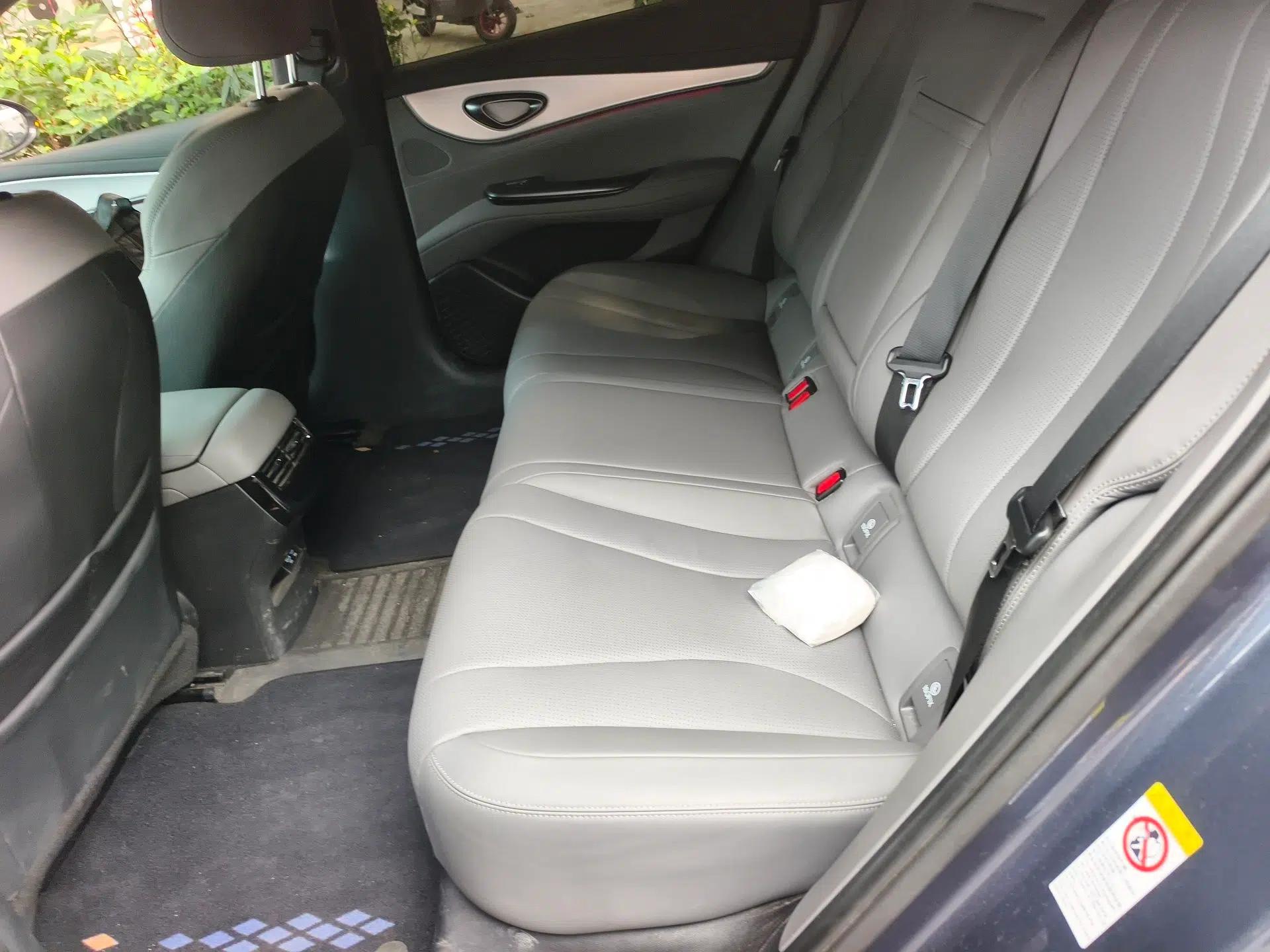 BYD Seal 07 DM-i 2025 Intelligent Driving Version DM-i 1.5L 125 km Luxury Edition — миниатюра 18