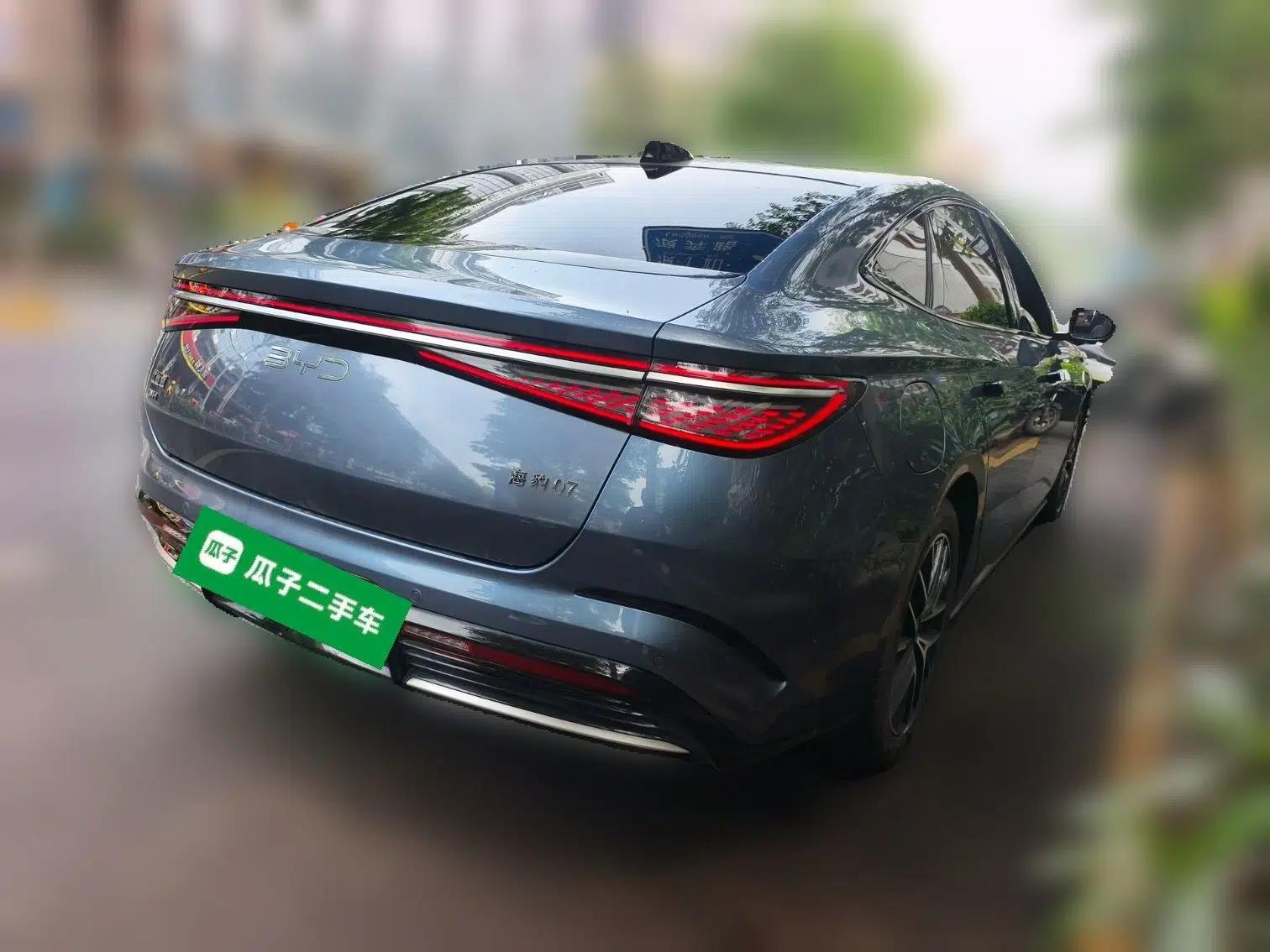 BYD Seal 07 DM-i 2025 Intelligent Driving Version DM-i 1.5L 125 km Luxury Edition — миниатюра 6
