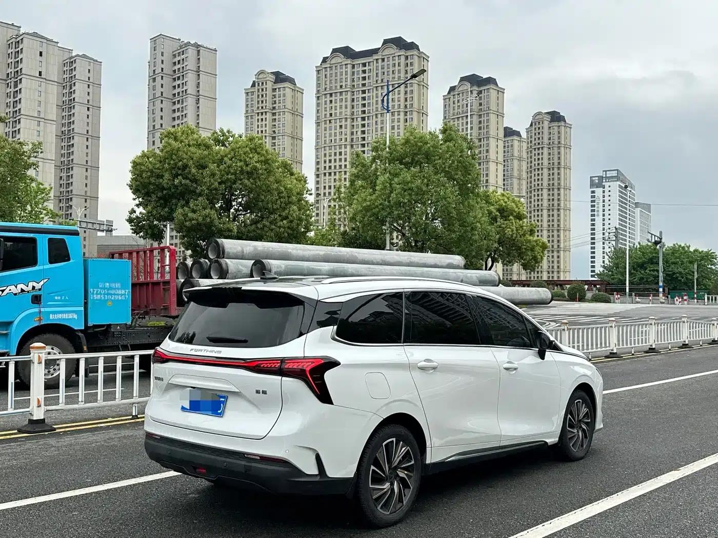 Fengxing Yacht 2022 1.5T DCT Wave Chaser Edition — миниатюра 18