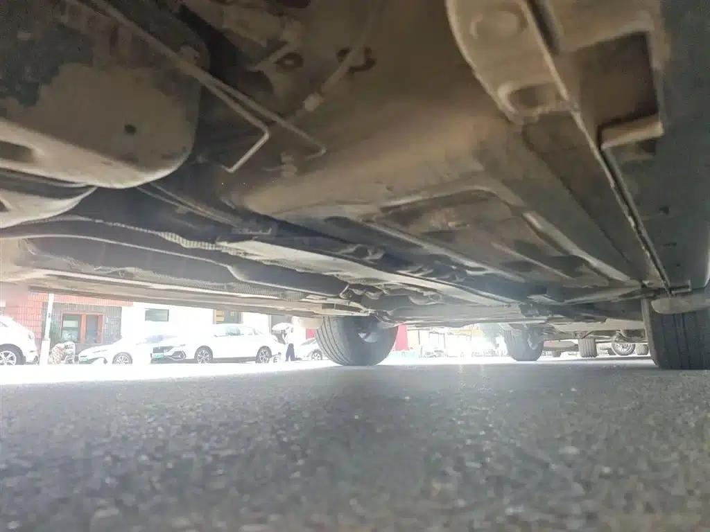 Fengxing T5 2020 1.6L Manual Comfort Model (China VI Emission Standard) — миниатюра 19