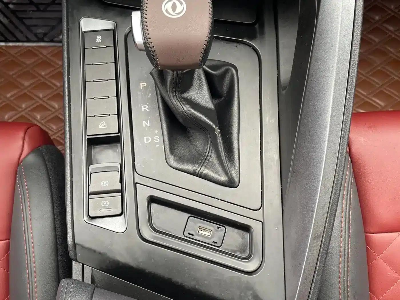 Fengxing T5L 2019 1.5T CVT Luxury 7-seater — миниатюра 6