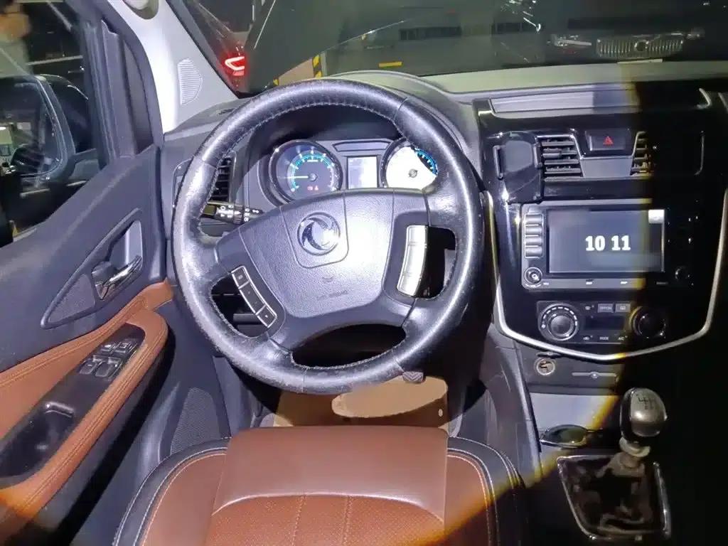 Fengxing F600 2016 Model F600L 2.0L Premium Edition — миниатюра 3