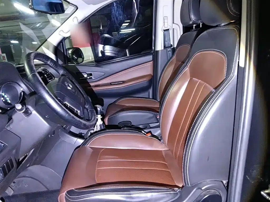 Fengxing F600 2016 Model F600L 2.0L Premium Edition — миниатюра 8