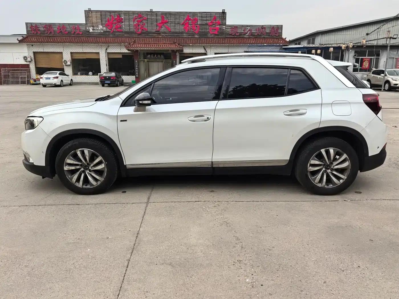 DS 6 2016 1.6T Luxury Edition THP160 — миниатюра 4
