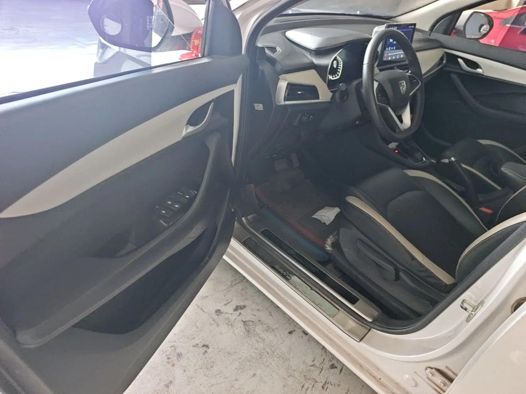 Baojun 360 2019 1.5L CVT Elite Version China VI — миниатюра 19