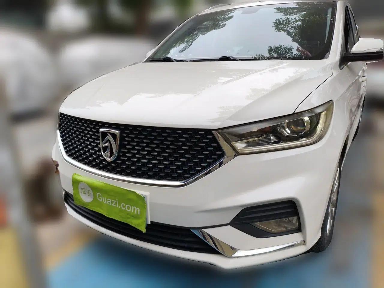 Baojun 360 2019 1.5L Manual Elite Version China VI — миниатюра 2