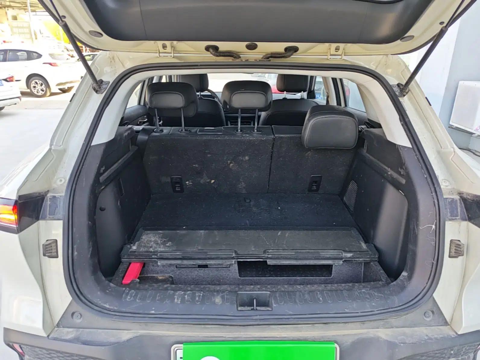 Baojun Yunhai 2024 140km Plug-in Hybrid Version — миниатюра 22