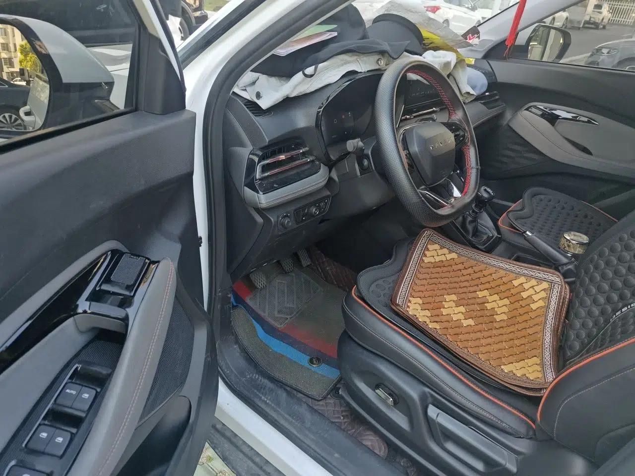 Baojun RS-3 2020 1.5L Manual Smart Luxury Edition — миниатюра 17